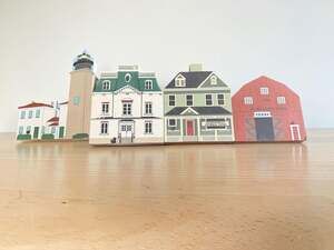 The Cat's Meow Village Wooden (4)- Beavertail Light, Echo Ledge Farm, Funeral Ho